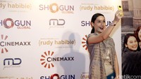 Tatjana Saphira juga hadir.