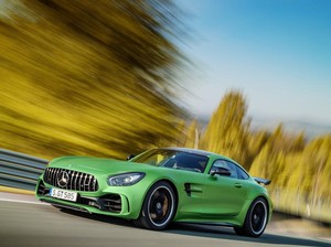 Mercy Luncurkan AMG GT R, Mobil Sport Baru Bertenaga 577 DK