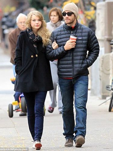 Foto: Perubahan Penampilan Taylor Swift Tiap Kali Ganti Pacar Foto: Perubahan Penampilan Taylor Swift Tiap Kali Ganti Pacar