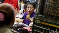 Jelang hari lebaran, Permintaan kue kering melonjak.