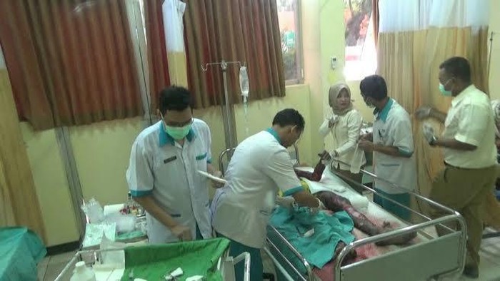 Dua Warga Luka Berat Saat Asyik Merangkai Petasan