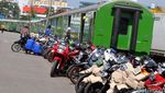 Motor Pemudik Diangkut Kereta