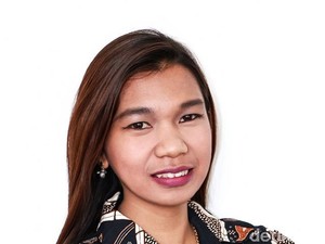 Shahnaz Fairuz, Dari Bondowoso ke Prancis dengan Perkuliahan Ala Amerika