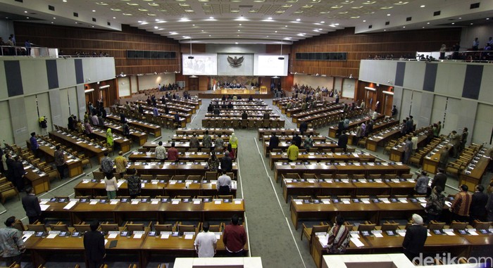 Paripurna DPR Bahas RAPBN-P 2016, 283 Wakil Rakyat Tak Hadir