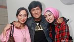 Kebersamaan Ikang Fawzi dengan Bella dan Chiki Fawzi