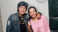 Like father like daughter. Pool/Gus Mun/detikFoto.
