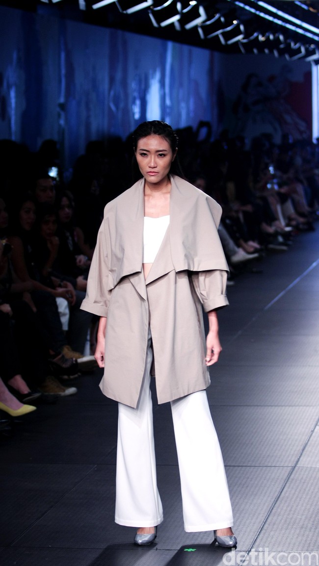 Ardistia New York Plaza Indonesia Fashion Week 2016 at Plaza Indonesia. Thamrin. Jakarta. [Foto: Mohammad Abduh/Wolipop]