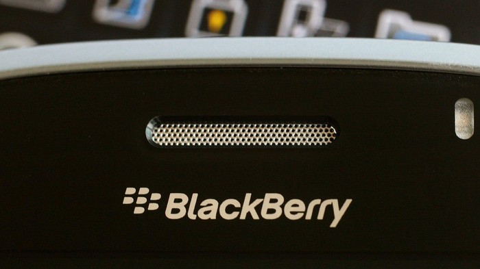A Blackberry smartphone is displayed in this August 12, 2010 illustrative photo. REUTERS/Bobby Yip/File Photo             GLOBAL BUSINESS WEEK AHEAD PACKAGE       SEARCH BUSINESS WEEK AHEAD JUNE 20 FOR ALL IMAGES