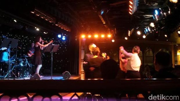 Dunia malam di Diamond Princess