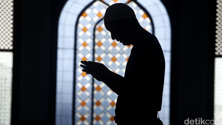 Meraih Lailatul Qadar Meraih Lailatul Qadar