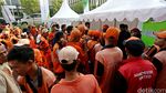 Pasar Murah Untuk Pasukan Oranye