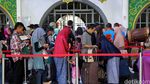 Lonjakan Penumpang di Stasiun Senen
