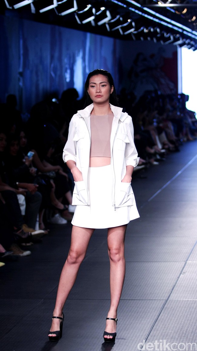 Ardistia New York Plaza Indonesia Fashion Week 2016 at Plaza Indonesia. Thamrin. Jakarta. [Foto: Mohammad Abduh/Wolipop]