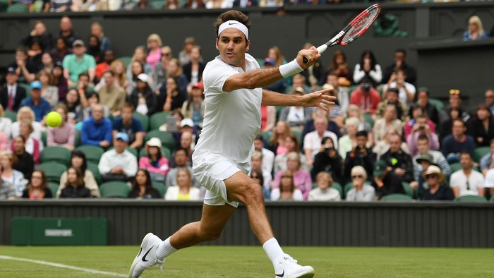 Federer Menang Mudah, Laga Djokovic Ditunda