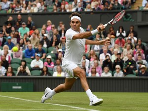 Federer Lewati Rintangan Pertama