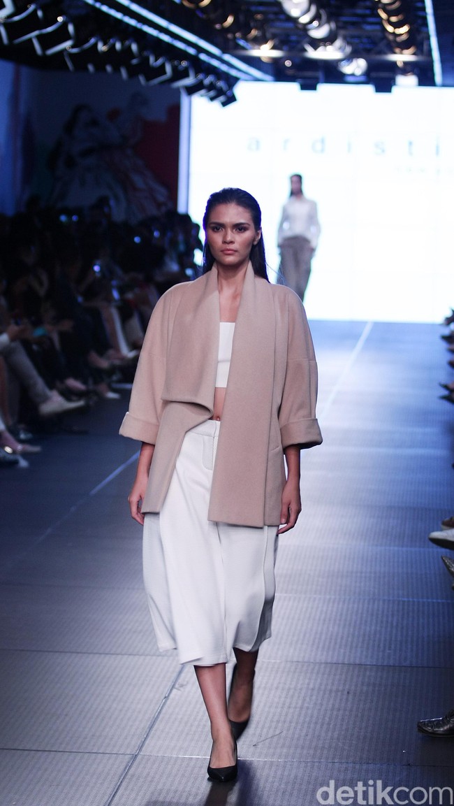 Ardistia New York Plaza Indonesia Fashion Week 2016 at Plaza Indonesia. Thamrin. Jakarta. [Foto: Mohammad Abduh/Wolipop]