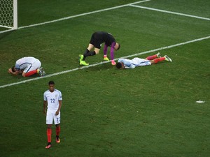 Gerrard: Tak Ada Ketenangan di Timnas Inggris, Cuma Histeria dan Ketakutan