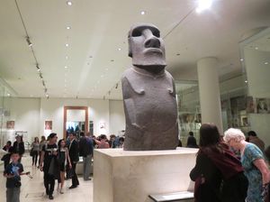 Museum Inggris Diteror agar Kembalikan Patung Moai