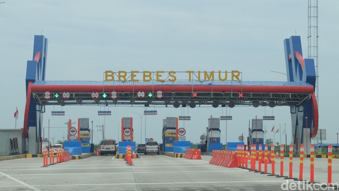 Pintu tol keluar Brebes Timur
