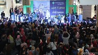 Meet and Greet dan Gala Premiere film Rudy Habibie digelar di Hartono Mall, Yogyakarta, Selasa (28/6/2016) malam.