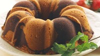 Ada dua sikap yang dimilik oleh zodiak Gemini. Sikap yang kontras satu sama lain ini bisa diwakili oleh chocolate marble cake atau cake dengan dua rasa.Foto: iStock/Detikfood