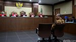 Doddy Supeno Menangis Usai Sidang Perdana