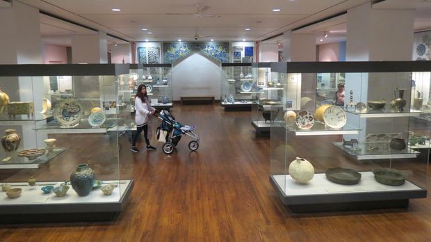 aneka barang koleksi British Museum London