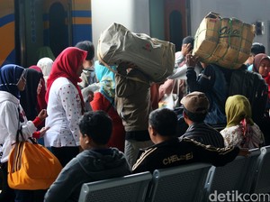 Arus Mudik Lebaran Diprediksi Terjadi Mulai 21 Juni