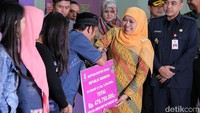 Mensos juga memberikan bantuan berupa jaminan hidup (jadup), transportasi lokal (translok), serta paket bantuan UEP dengan total Rp 5.050.000. (Istimewa)