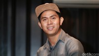 Jangan lupakan juga Cakra Khan yang saat itu langkahnya terhenti di tengah jalan saat mengikuti Indonesian Idol. Asep Syaifullah/detikHOT.