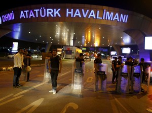 Bersembunyi di Musala, Sue Savage Selamat dari Bom Bunuh Diri di Istanbul