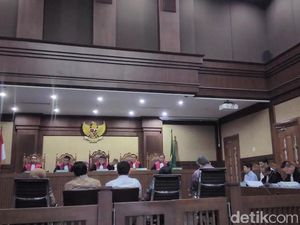 M Sanusi Akui Anak Buah Aguan Minta Pengaturan Paripurna Agar Kuorum