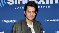 John Mayer juga pernah mengalami masalah padahal vokalnya dan divonis granuloma, peradangan pada laring. Ia membatalkan sejumlah turnya dan beristirahat selama dua tahun karenanya. (Foto: Jamie McCarthy)
