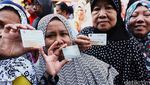 Warga Pasar Minggu Antre Daging Murah