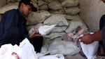 Warga Pasar Minggu Antre Daging Murah