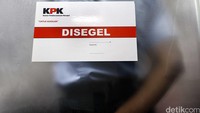 Ruangan tersebut telah disegel.