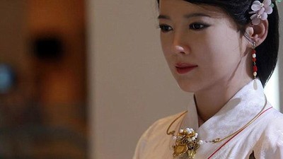Robot Tercantik di Dunia Tebar Pesona
