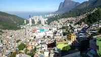 Foto: Banyak favela yang tersebar di Brasil. Salah satunya Rocinha yang ada di Rio de Janeiro (Ken Yunita/detikTravel)