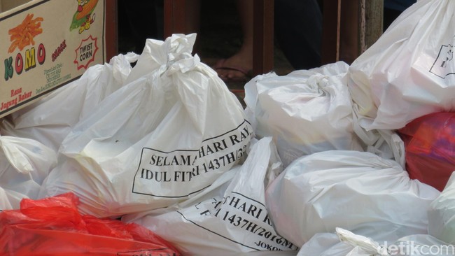 Fakta-fakta Rencana Cukai Kantong Plastik