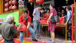 Kelenteng Gondomanan Bagikan Sembako