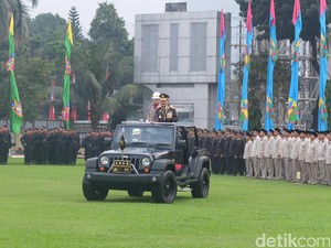 Hut Polri ke-70, Jokowi: Tingkatkan Koordinasi Antar Lembaga Penegak Hukum