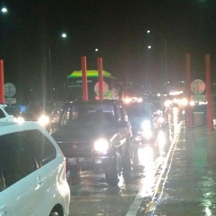 Puncak Mudik Dimulai, Macet Terjadi di Beberapa Lokasi di Jalur Mudik
