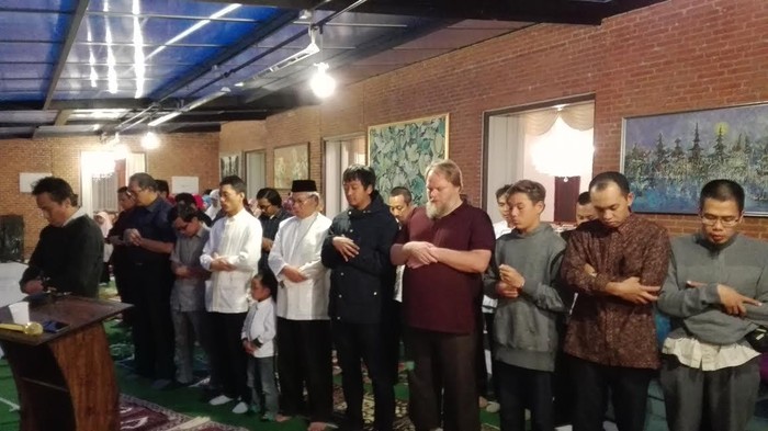 Berbuka Setelah 20 Jam Berpuasa di Denmark