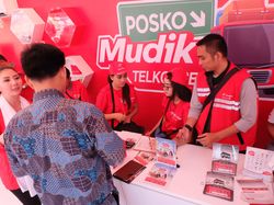 Dipijat Sampai Cicipi Virtual Reality di Posko Mudik