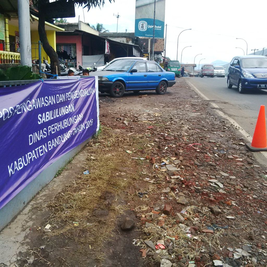 Nagreg Padat Jalur Selatan Tetap Jadi Favorit Pemudik