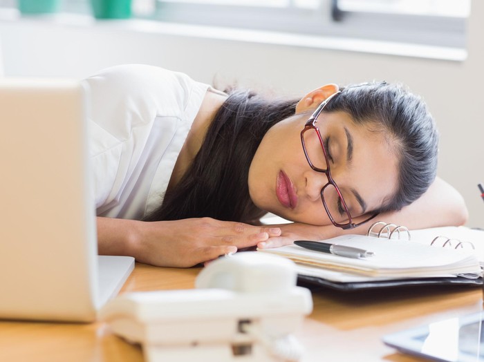 Kurang tidur bisa sebabkan kesehatan dan karir berantakan. Foto: ilustrasi/thinkstock Kurang tidur bisa sebabkan kesehatan dan karir berantakan. Foto: ilustrasi/thinkstock