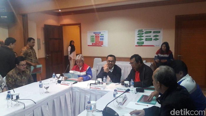 Minggu Malam, Sudirman Said Cek Terminal BBM Plumpang