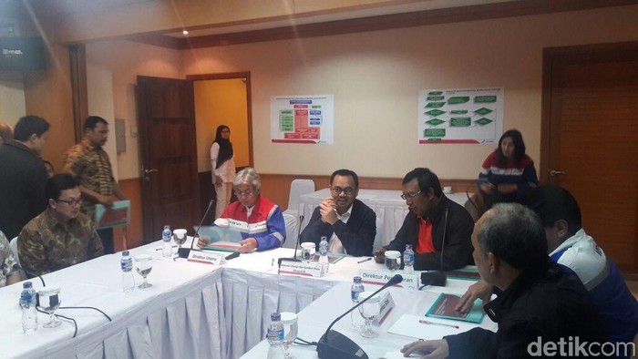 Di Depan Menteri ESDM, Pertamina Sebut Stok BBM Aman Jelang Lebaran