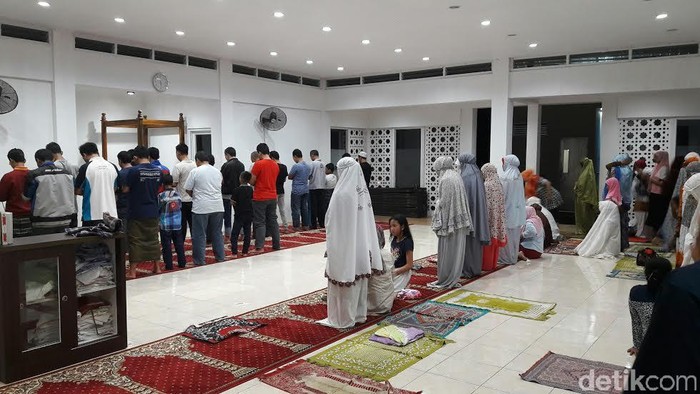 Yang Masih Mudik, Ini Rest Area yang Adakan Salat Id