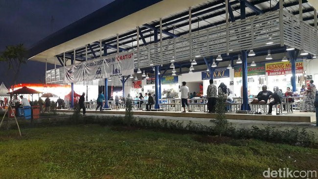 Ragam Respons soal Rest Area Bebas McD dan Starbucks Cs